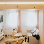 منزل للإقامة Banska W Poblizu Goracego Potoku I Term, Rabaty Na Kapieliska *