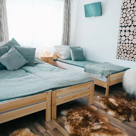 Banska W Poblizu Goracego Potoku I Term, Rabaty Na Kapieliska