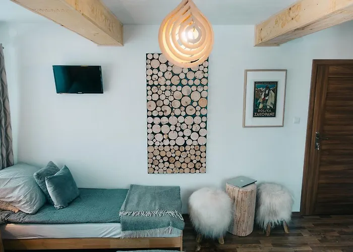 Banska W Poblizu Goracego Potoku I Term, Rabaty Na Kapieliska